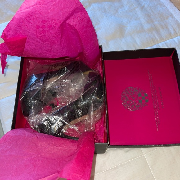 VINCE CAMUTO Marble/Black Patent SZ 6.5 WORN ONCE - Picture 9 of 11